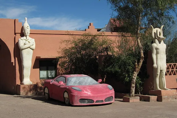 Maroko | Atlas Studios znajduje się około 5 kilometrów na zachód od Ouarzazate