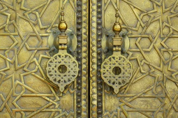 Maroko | Drzwi do królewskiego pałacu (niestety zamknięte dla zwiedzających)