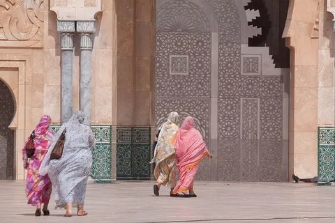 Maroko | Kobiety zmierzające do meczetu