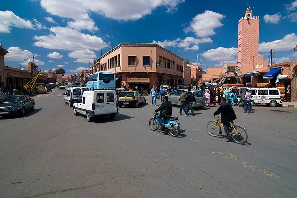 Maroko | Ruch uliczny w Marrakeszu Maroko | Ruch uliczny w Marrakeszu