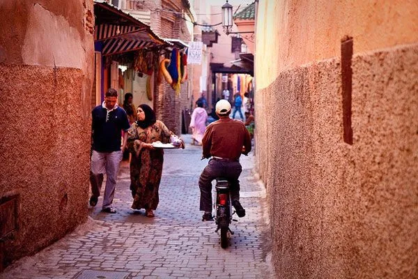 Maroko | Turystów urzekają przede wszystkim tajemnice uliczek medyny