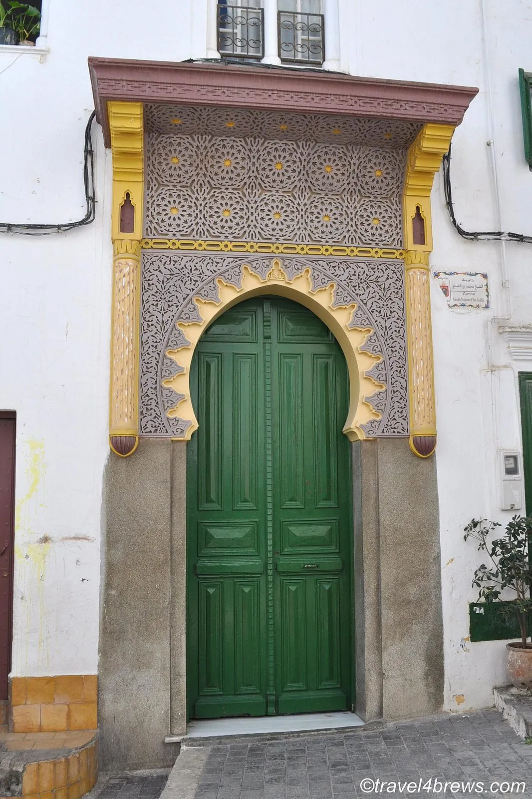 Maroko - Rabat | Zdobione drzwi w kasbie Udajów w Rabacie
